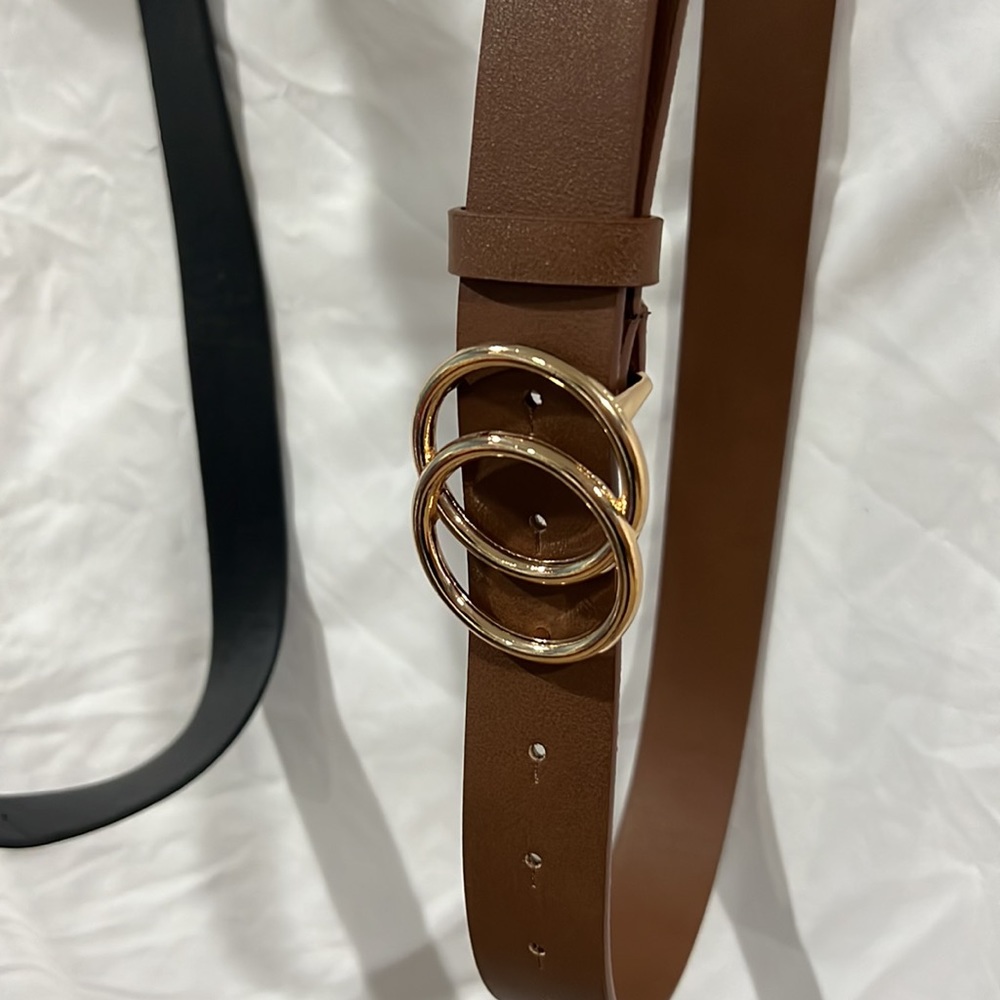Belts - Picture 3 of 4